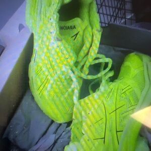 balenciaga runner